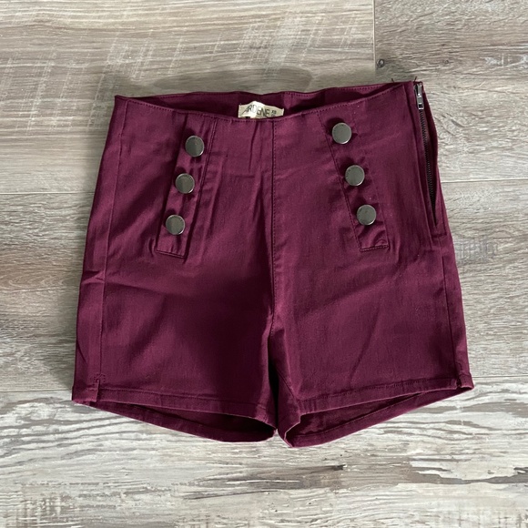Ardene Stretch Sailor Shorts - Picture 2 of 3